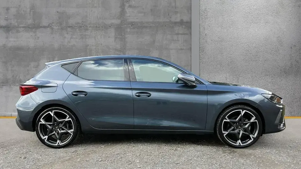 Used Cupra Leon 150 HP (110 kW) 2025 Magnetic tech grey