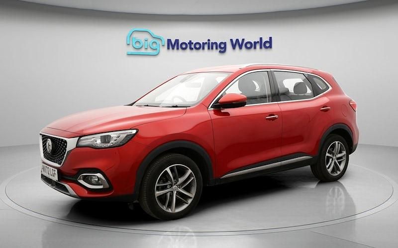 Used MG HS Excite 162 HP (119 kW) 2023 Red SUV