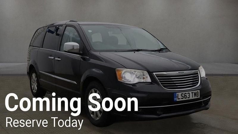 Used Chrysler Grand Voyager Limited 178 HP (130 kW) 2013 Black MPV