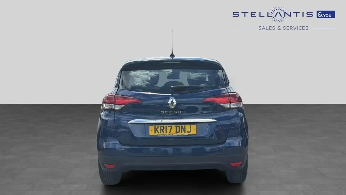 Used Renault Scénic IV Dynamique 108 HP (79 kW) 2017 Blue MPV