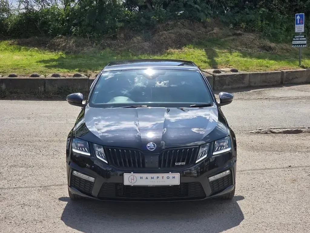 Usado Skoda Octavia vRS 245 HP (180 kW) 2019 Preto Citadino