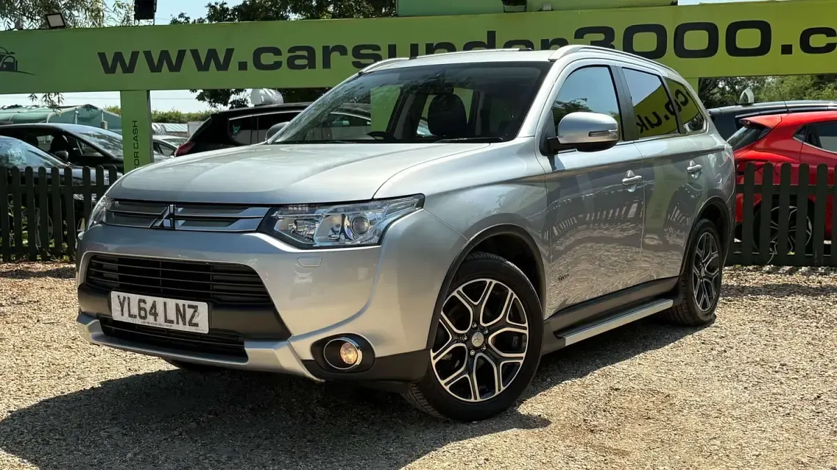 Used Mitsubishi Outlander 150 HP (110 kW) 2014 Silver SUV
