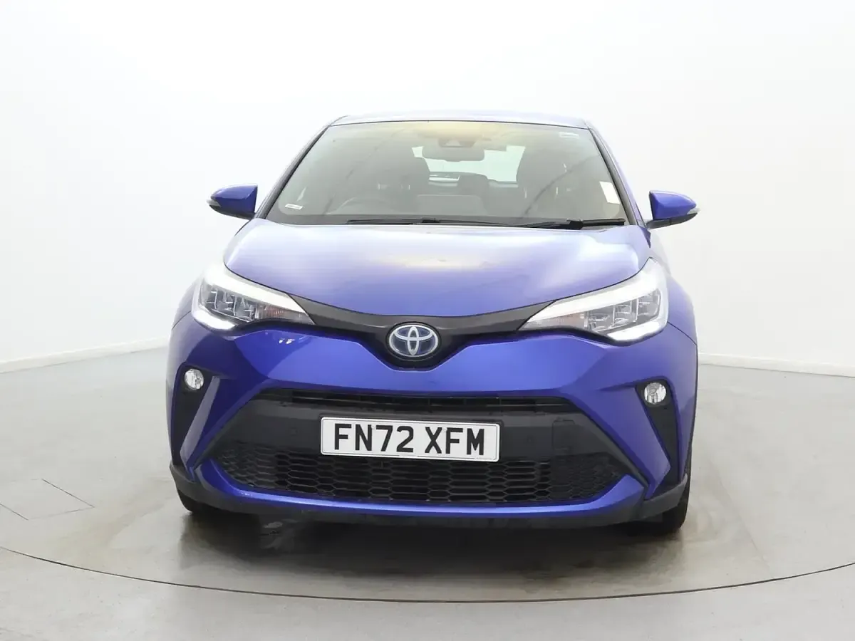 Used Toyota C-HR 122 HP (89 kW) 2022 Blue SUV