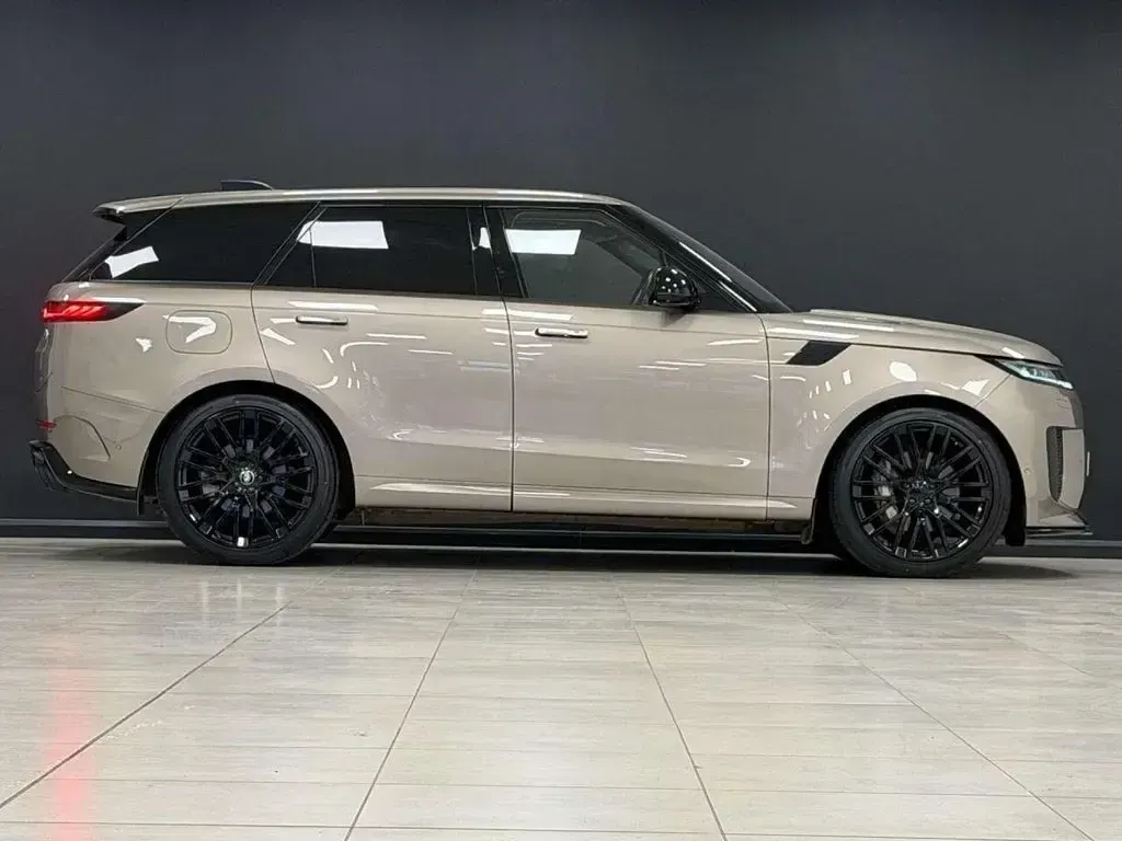 Used Land Rover Range Rover Sport SE 300 HP (220 kW) 2023 Bronze SUV