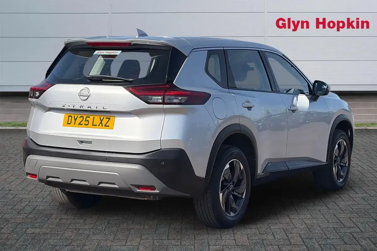 Used Nissan X-Trail Acenta Premium 163 HP (119 kW) 2025 Silver SUV