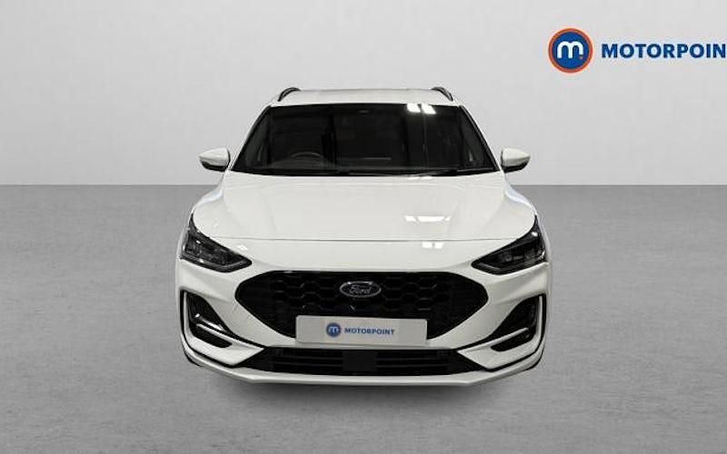 Used Ford Focus ST-Line X 155 HP (114 kW) 2023 White Estate