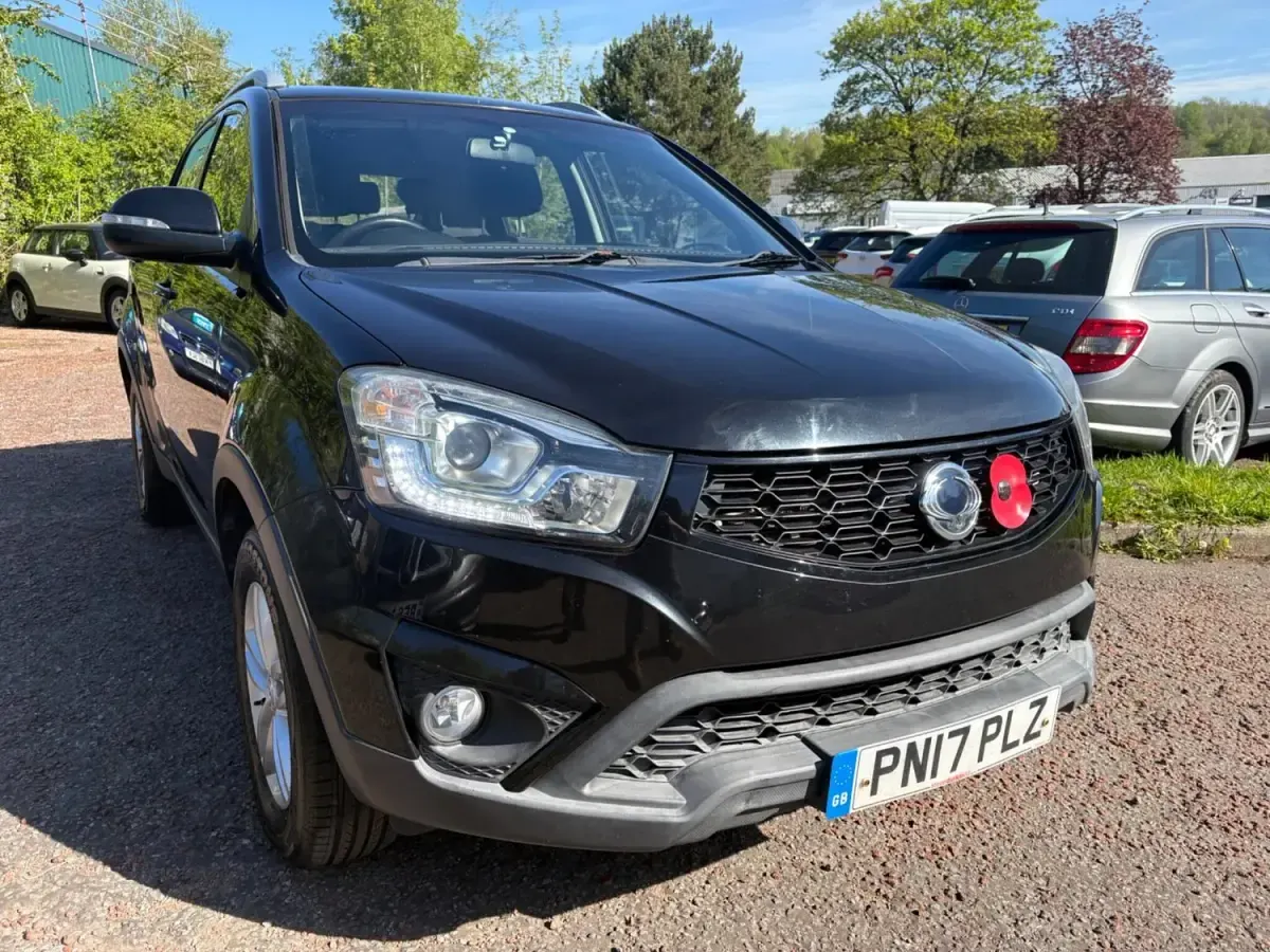 Used SsangYong Korando 178 HP (130 kW) 2017 Black Estate