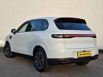 New Leapmotor B10 160 kW (218 HP) 2025 White SUV