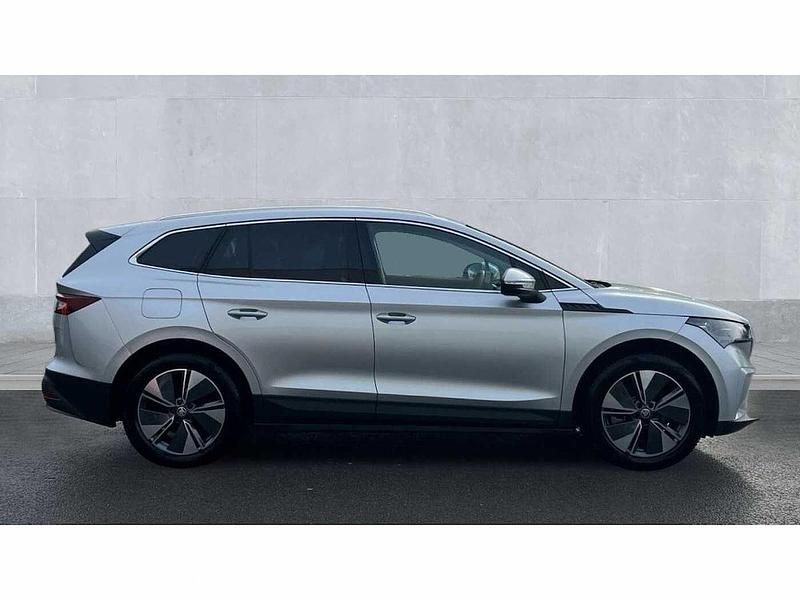 Used Skoda Enyaq iV 210 kW (286 HP) 2024 Brilliant silver metallic SUV