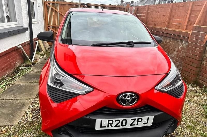Red Used 2020 Toyota Aygo Hatchback | £9,199 (Fair price) - Image 1/1
