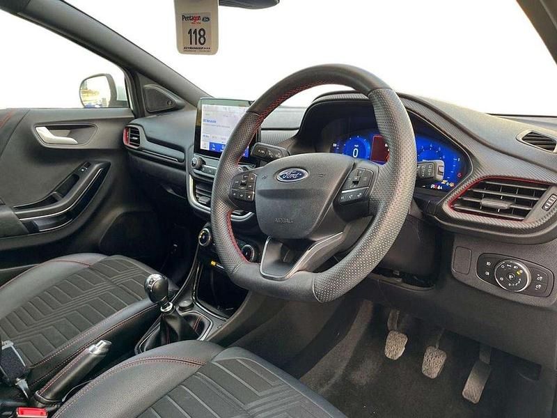 Used Ford Puma ST-Line X 125 HP (91 kW) 2023 White SUV