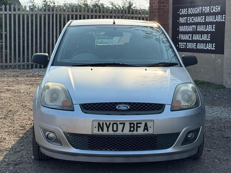 Used Ford Fiesta Zetec 2007 Silver Hatchback
