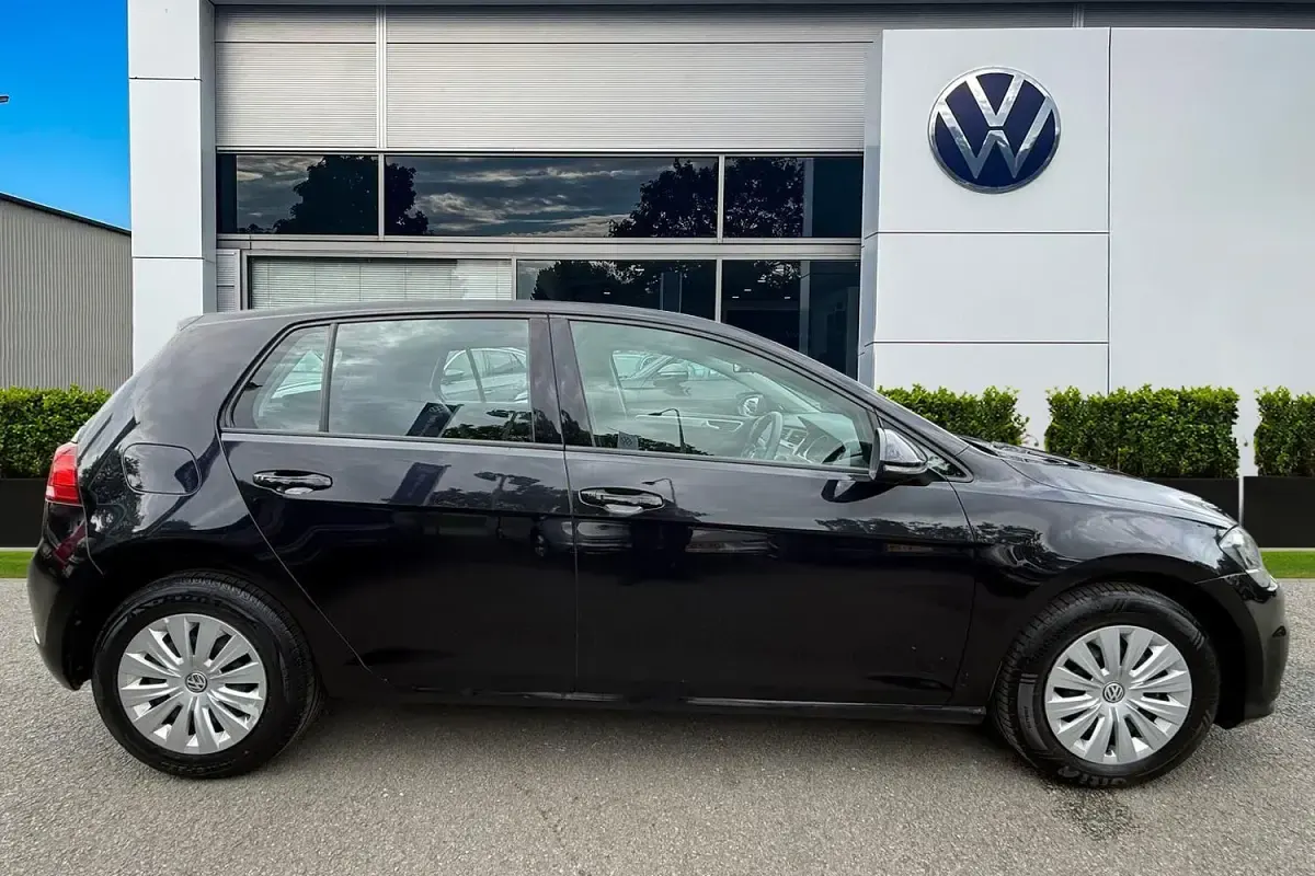 Used VW Golf VII S 2019 Black Hatchback