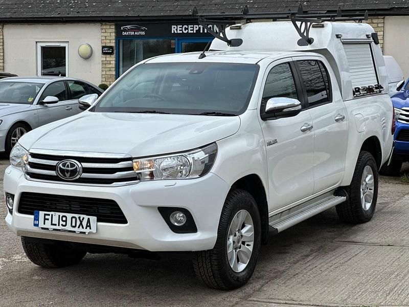 Used Toyota HiLux 2019 White Pickup
