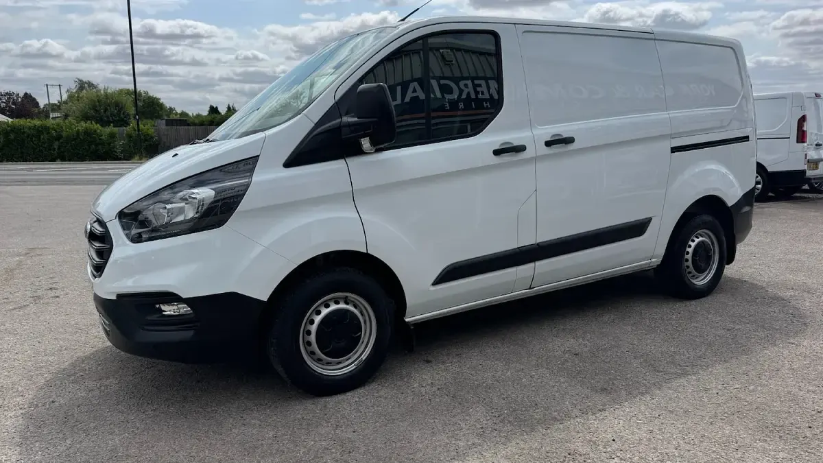 Used Ford Transit Custom S 2023 White Van