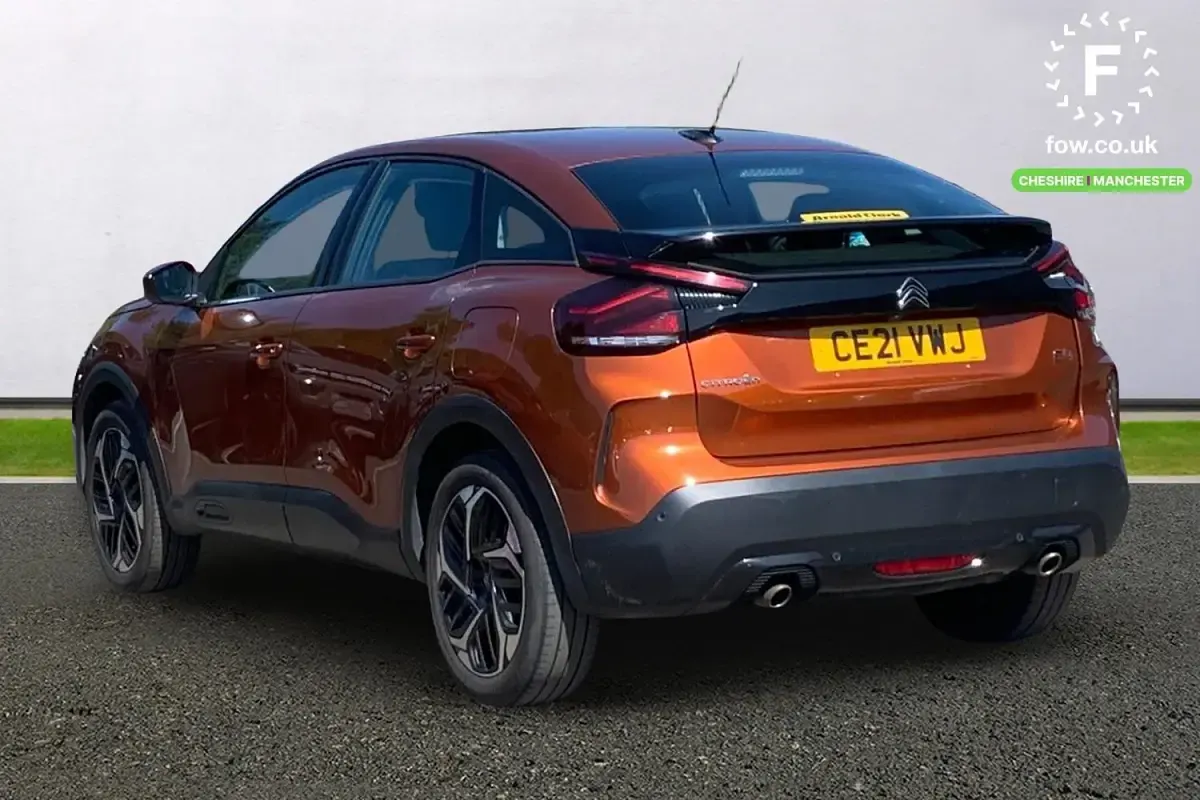 Usado Citroën C4 PureTech 2021 Castanho Citadino