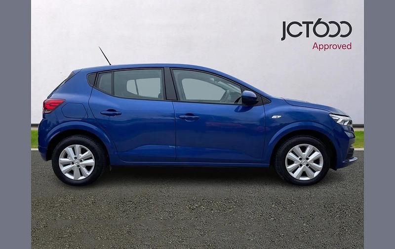 Used Dacia Sandero Comfort 90 HP (66 kW) 2022 Blue Hatchback