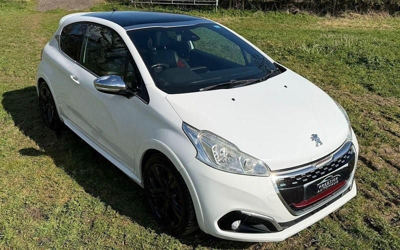 Used Peugeot 208 Prestige 208 HP (152 kW) 2018 Hatchback