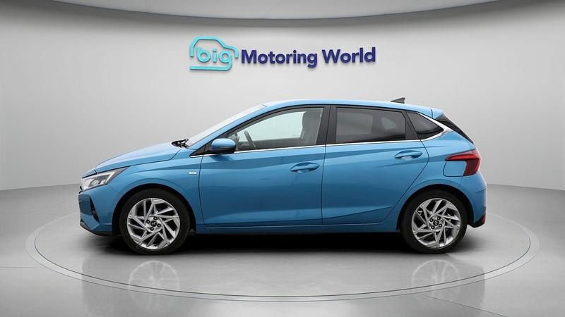 Used Hyundai i20 Premium 99 HP (72 kW) 2022 Hatchback
