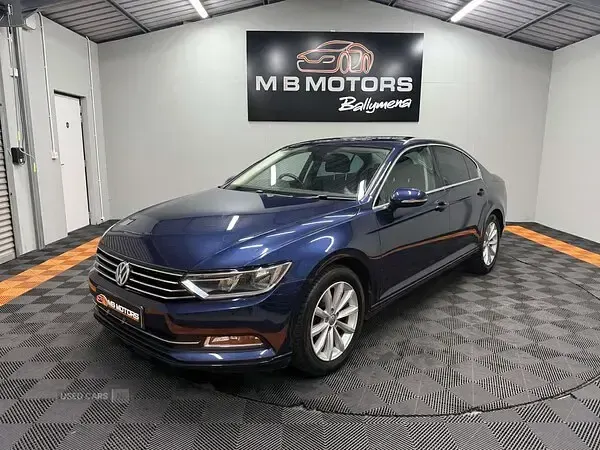 Used VW Passat Business 120 HP (88 kW) 2018 Blue Sedan