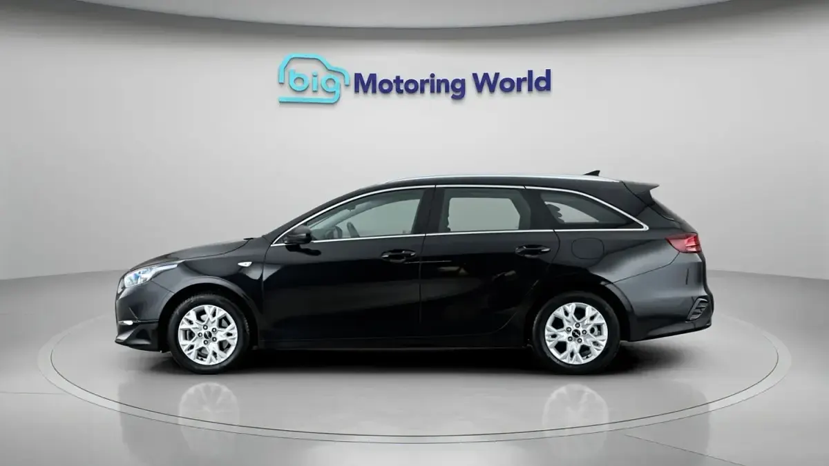 Used Kia Ceed 2024 Black Hatchback