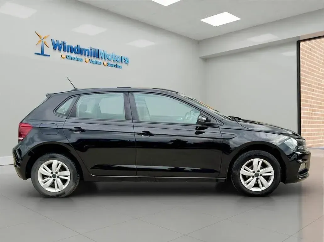 Used VW Polo SE 65 HP (47 kW) 2019 Black Hatchback