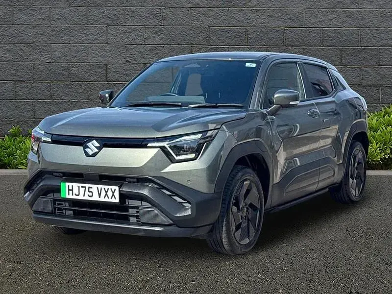 Used Suzuki e-Vitara 134 kW (183 HP) 2025 Green SUV