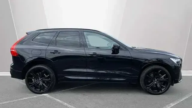 Used Volvo XC60 Ultra 250 HP (183 kW) 2025 Black SUV