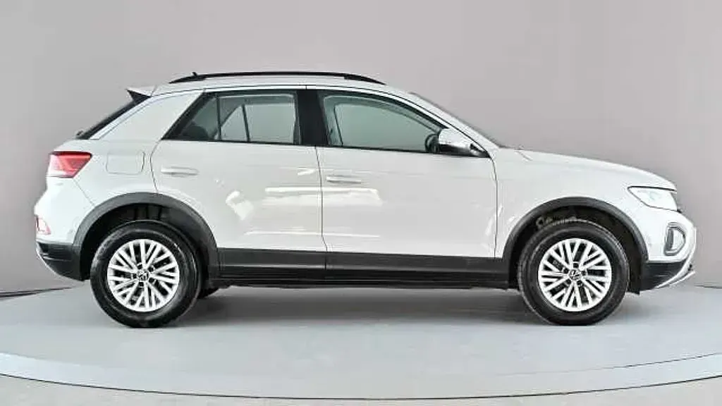 Used VW T-Roc Life 150 HP (110 kW) 2023 Grey SUV