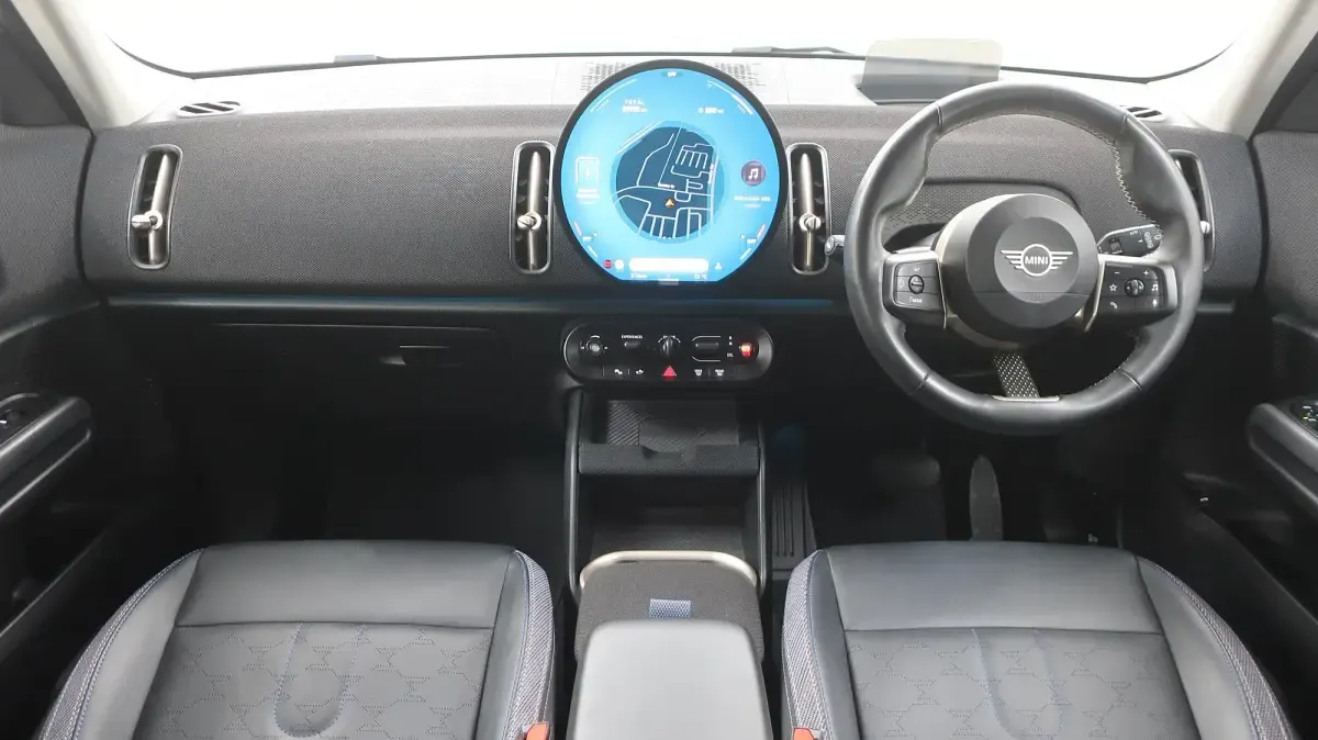 Used Mini Countryman Classic 170 HP (125 kW) 2024 White SUV