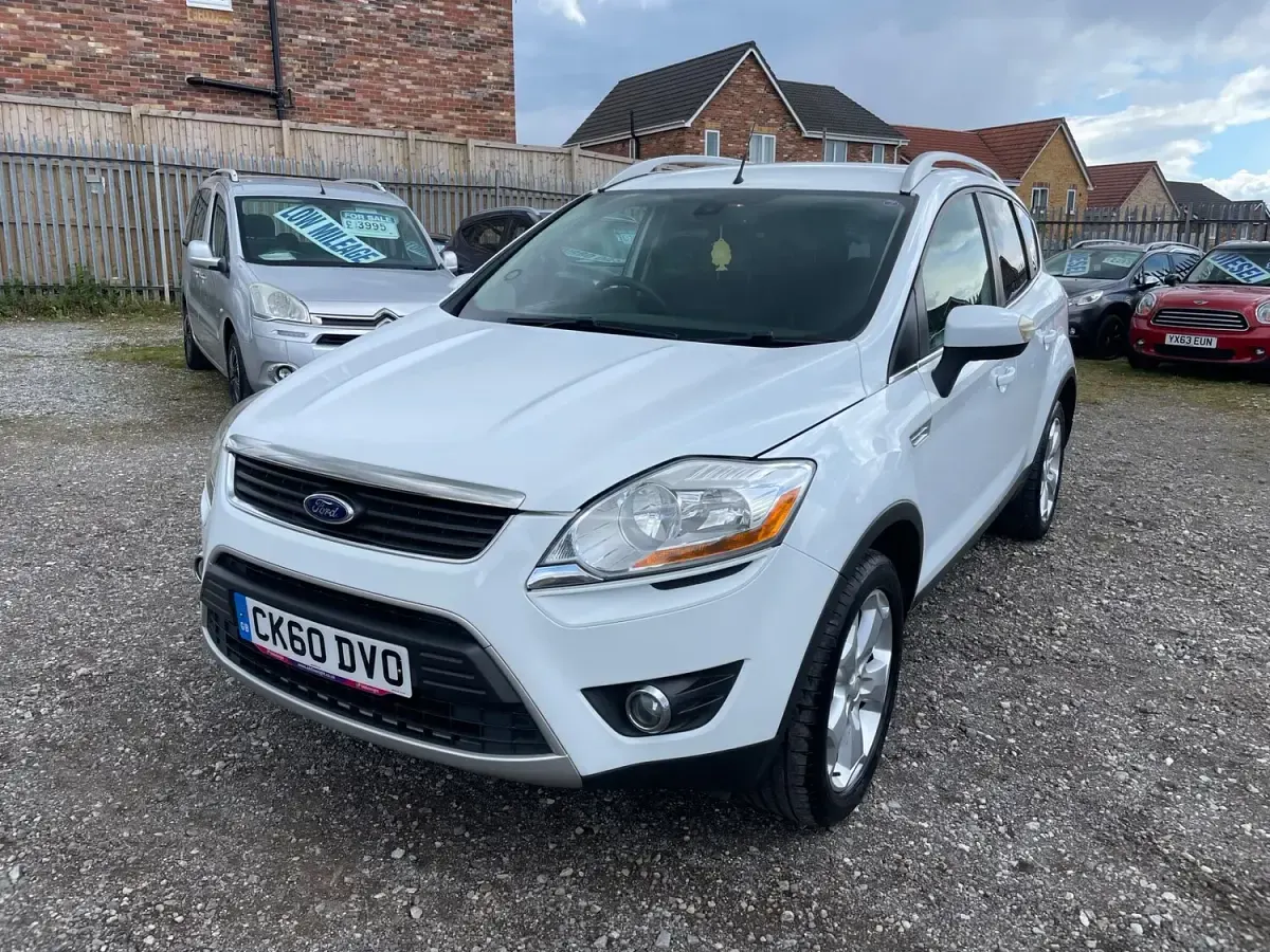 Used Ford Kuga Titanium 2010 White SUV