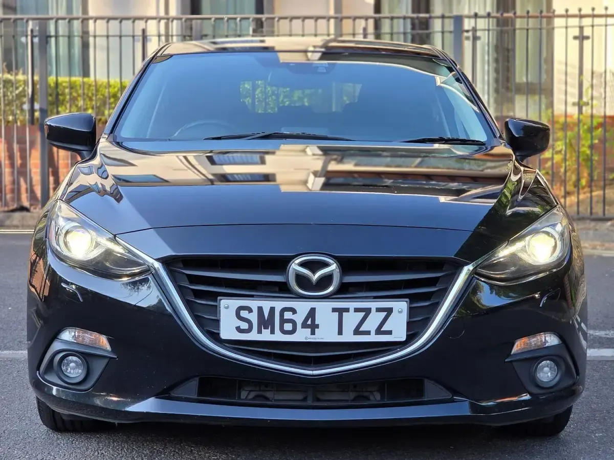 Used Mazda 3 165 HP (121 kW) 2015 Black Hatchback