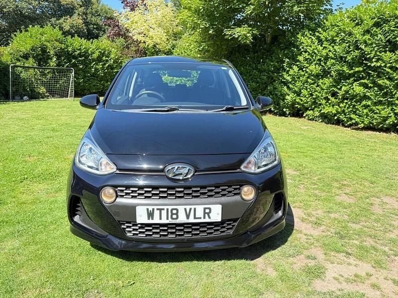 Used Hyundai i10 SE 87 HP (63 kW) 2018 Black Hatchback
