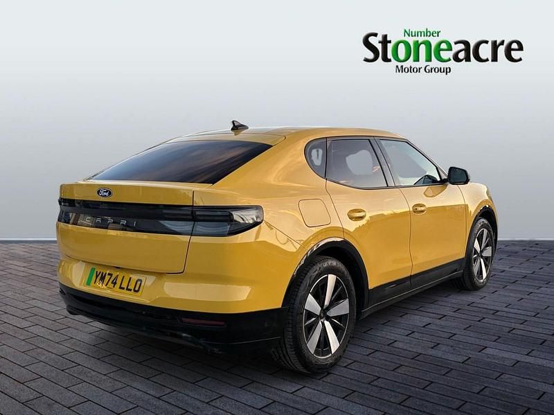 Used Ford Capri Select 210 kW (286 HP) 2024 Yellow Hatchback