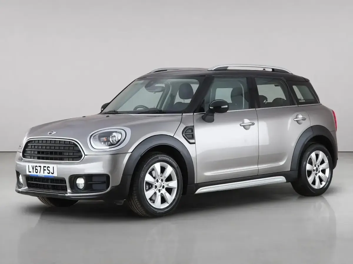 Used Mini Cooper D Countryman 2017 Silver SUV