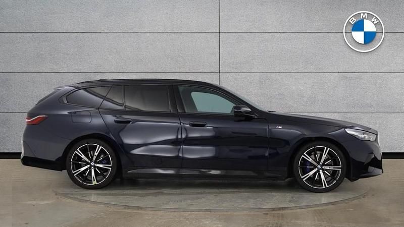 Used BMW 530e M Sport 295 HP (216 kW) 2025 Black Estate
