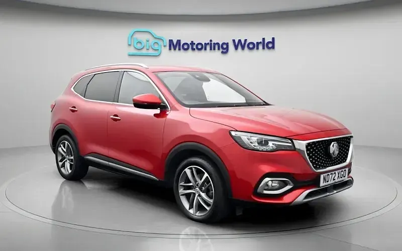 Usado MG HS Exclusive 162 CV (119 kW) 2023 Rojo SUV