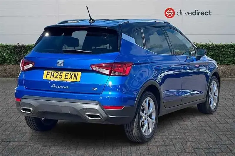 Used Seat Arona FR 115 HP (84 kW) 2025 Blue SUV