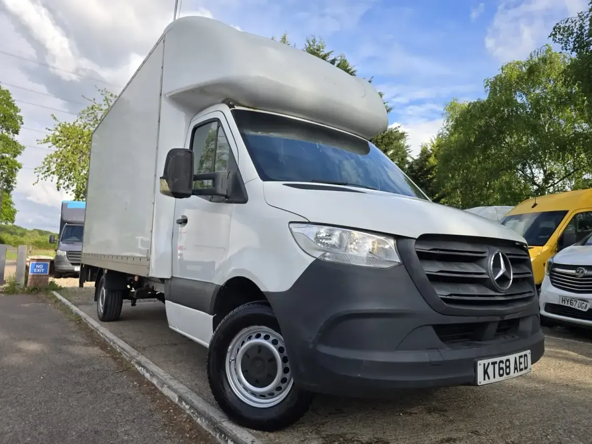 Begagnad Mercedes Sprinter 2018 Vit Van