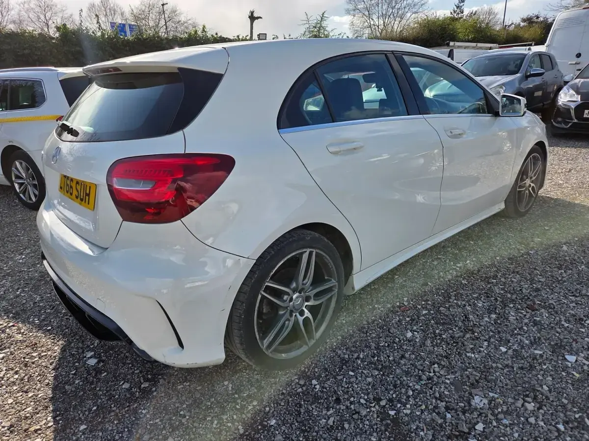 Used Mercedes A160 AMG line 2016 White Hatchback