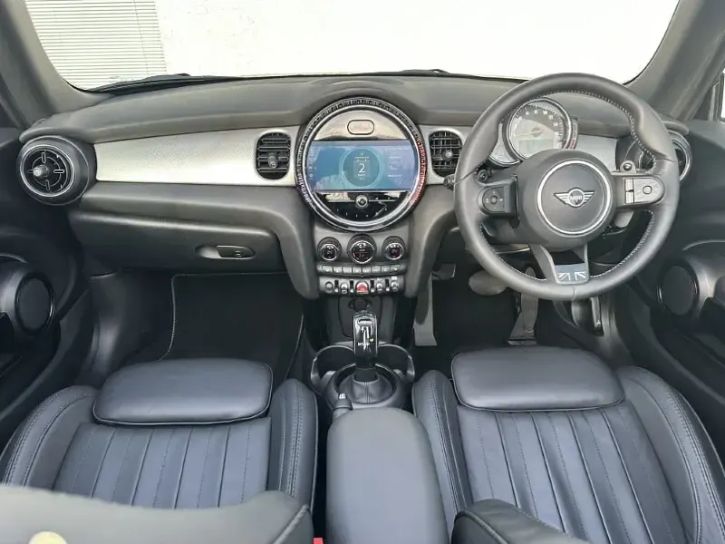 Used Mini Cooper S Cabriolet Exclusive 134 HP (98 kW) 2022 Blue/black Cabriolet