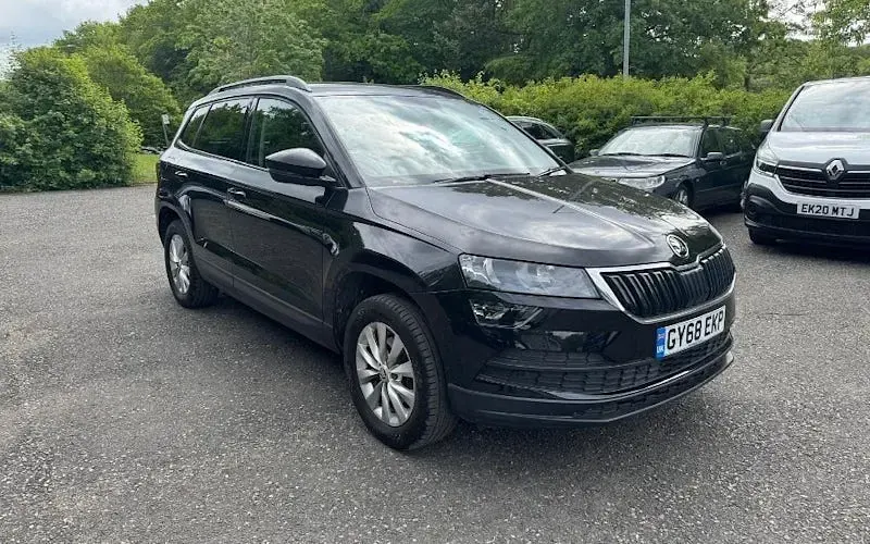 Usado Skoda Karoq SE 116 HP (85 kW) 2018 SUV