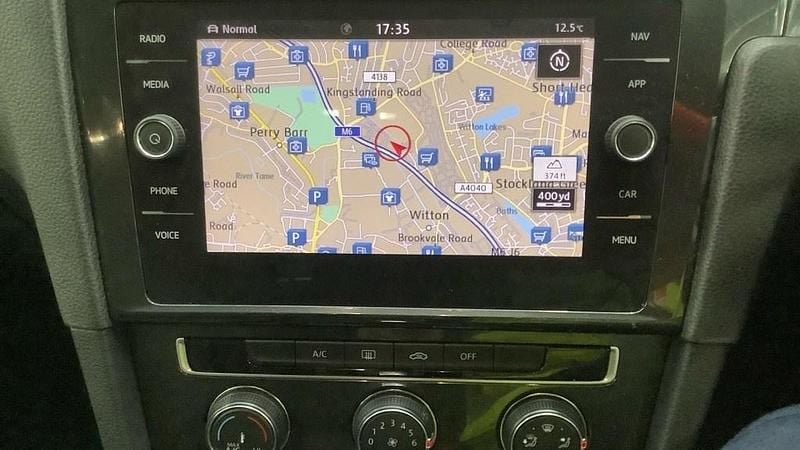 Used VW Golf VII Match 115 HP (84 kW) 2019 Deep black pearl Estate