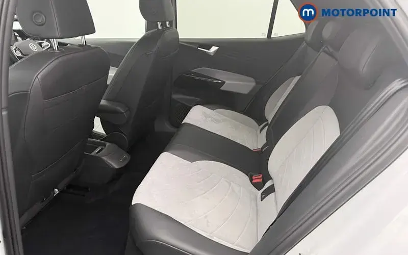 Used VW ID.3 Pro Performance 150 kW (204 HP) 2023 White Hatchback