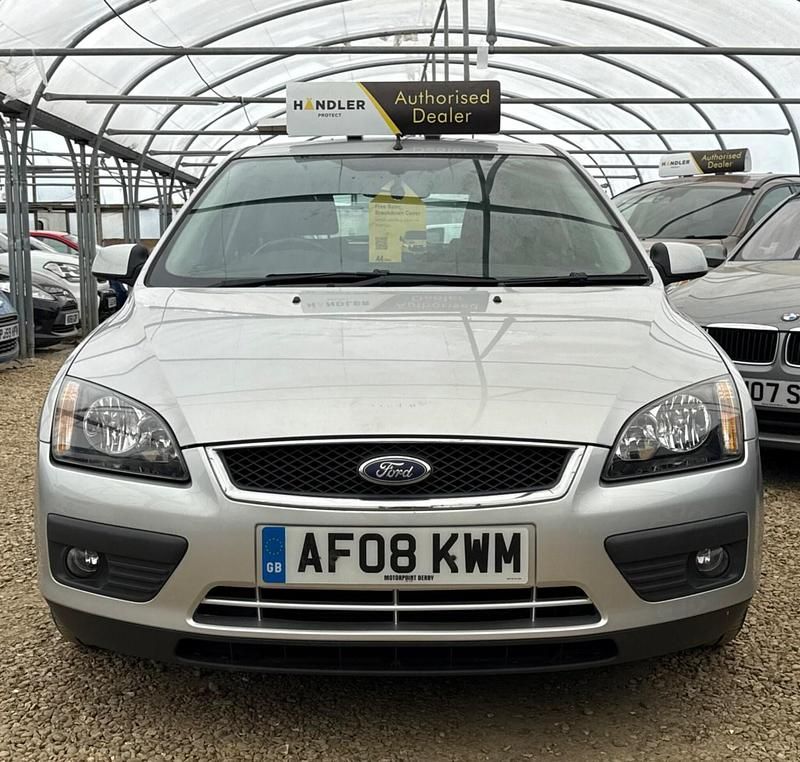 Used Ford Focus Zetec 2008 Silver Hatchback
