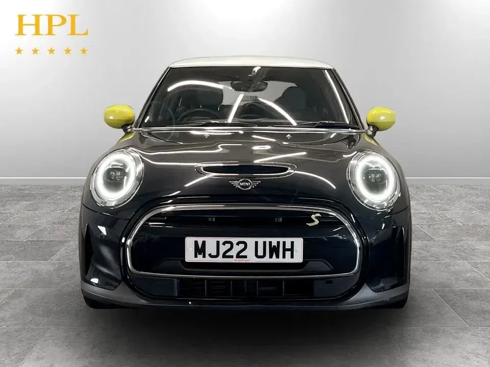 Used Mini Cooper SE Hatch 135 kW (184 HP) 2022 Black Hatchback