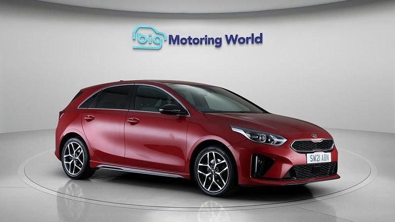 Used Kia Ceed GT-Line 138 HP (101 kW) 2021 Red Hatchback