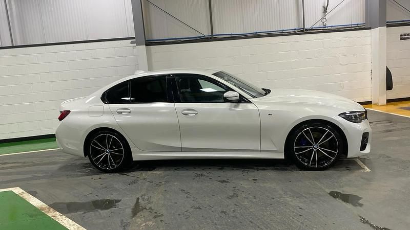 Used BMW 320 M Sport 184 HP (135 kW) 2021 White Sedan
