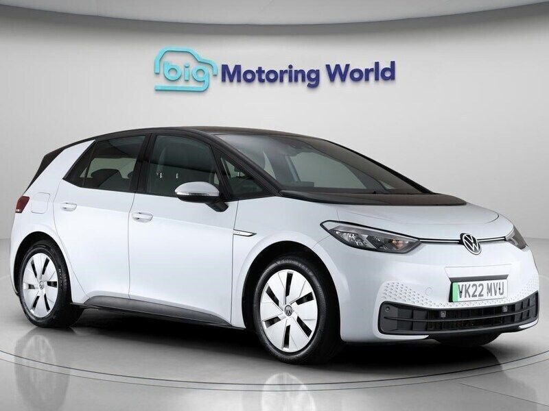 White Used 2022 VW ID.3 Pro Performance Hatchback | £11,600 (Super price) - Image 1/4