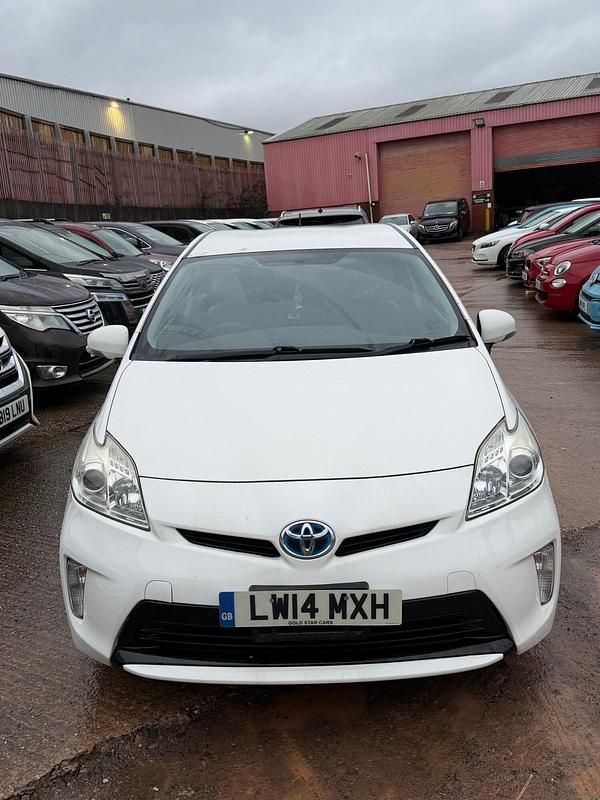 White Used 2014 Toyota Prius Hatchback | £4,250 (Super price) - Image 1/4